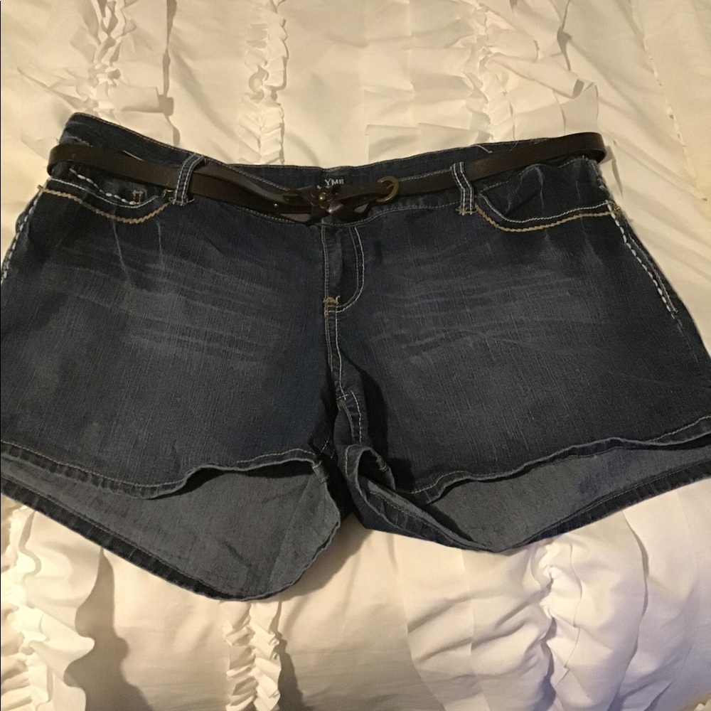 YMI Blue Shorts w/ Flora Brown Belt